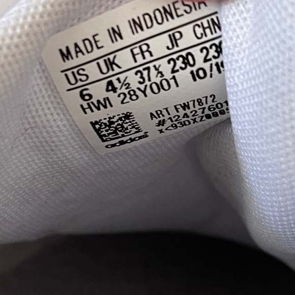 Adidas Sneakers - Picture 9 of 11